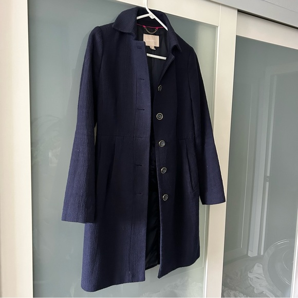 Gorgeous Banana Republic navy overcoat - Picture 10 of 10